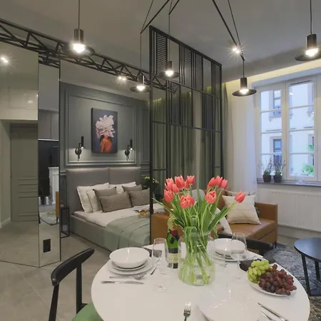 Glamour Jacuzzi * Krakau