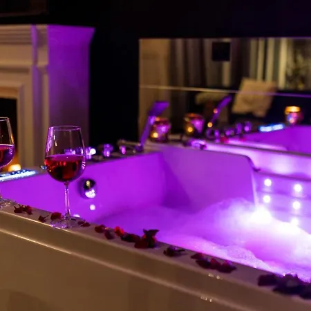 Apartament Glamour Jacuzzi *