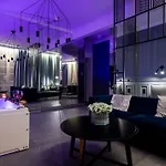 Glamour Jacuzzi Apartment